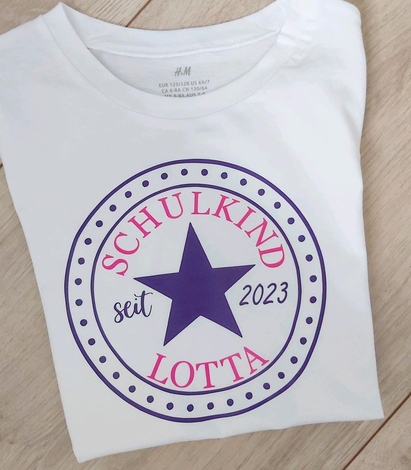 T shirt Schulkind erster Schultag Einschulung personalisiert in Mülheim (Ruhr)