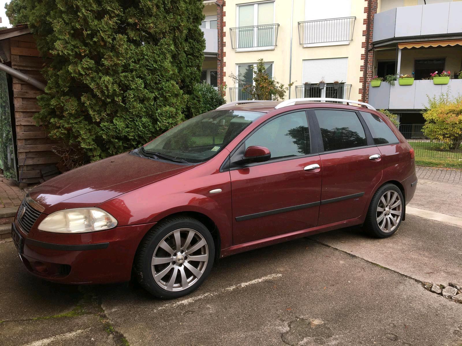 Abbildung des Autos Fiat Croma 2.4 JTD TÜV N…