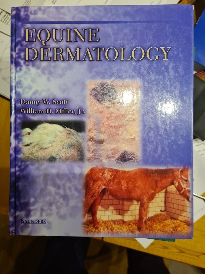 Equine Dermatology, Pferd Hautkrankheiten, Scott & Miller 2003 in Rohrdorf