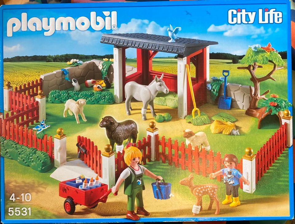 Playmobil Set 5531 Tierpflegestation mit Freigehege Zoo in Hagenbach