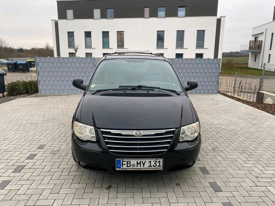 7 Sitzer mieten, Automatikgetriebe, Diesel, Chrysler van, in Wöllstadt