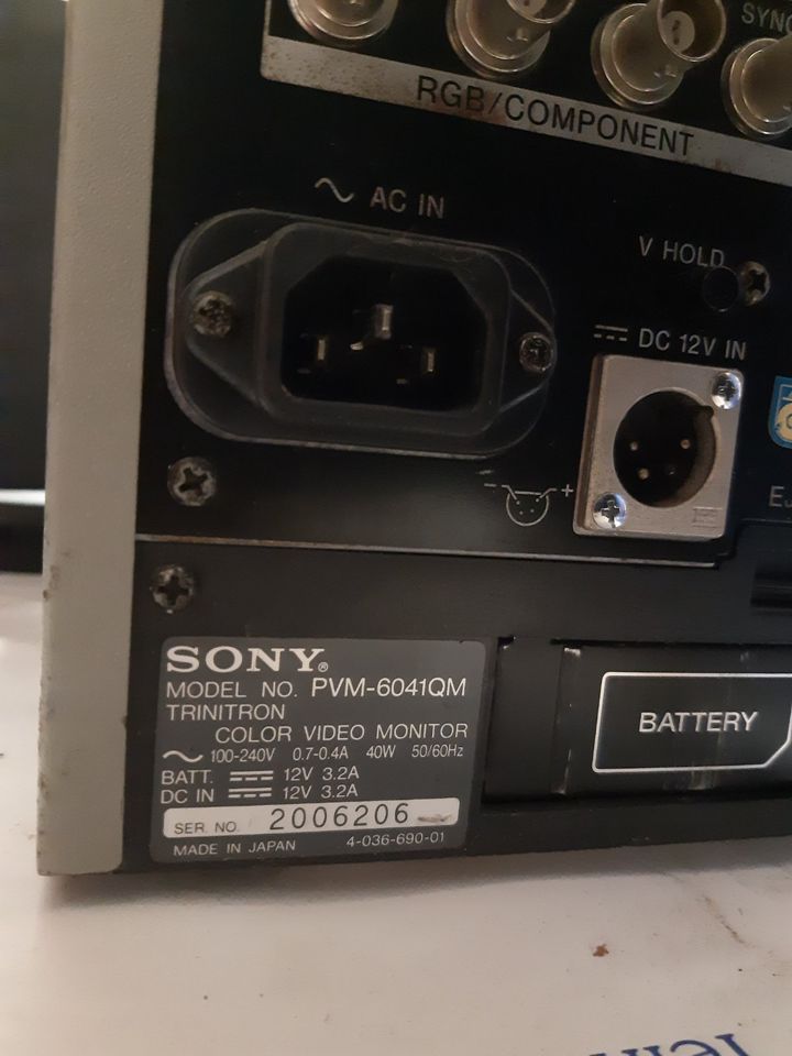 Rarität Legendärer SONY Trinitron Kontroll-Monitor in Stuttgart