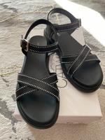 Schwarze Sandalen mit Nieten Bayern - Gersthofen Vorschau