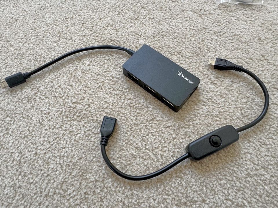 Raspberry Pi Zero 2 W, SD Karte, GPIO, OTG USB Hub, FLIRC Case in Norderstedt