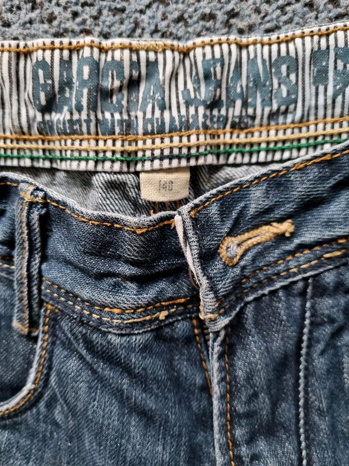 Kurze Jeans Gr. 140 3€ Bitte nur Abholung! in Wienhausen