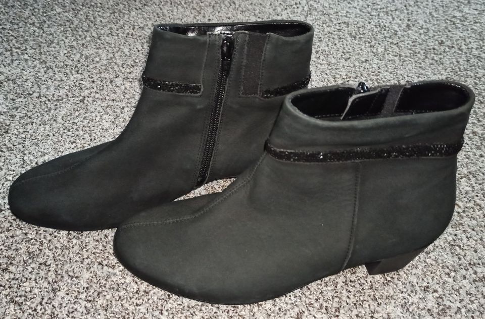 Waldläufer- Stiefelette, schwarz, Gr. 39, Weite H, neu in Duisburg