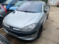 Schlachtfest Peugeot 206 CC 1.6 16V NFU TU5JP4 EZR Aluminium Grau Nordrhein-Westfalen - Kerpen Vorschau