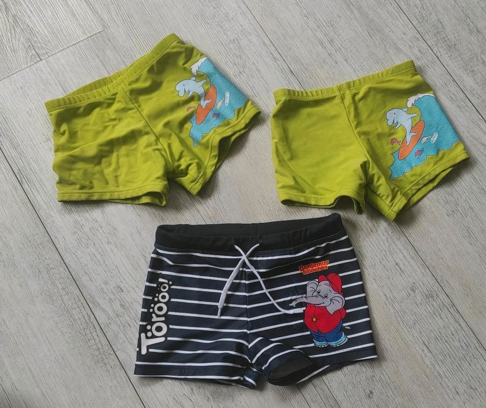 Badehose, Badeshorts Gr. 110/116 in Ostrau