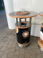 Stehe Tische für Gastronomie Café extra Abfall Eimer Platz München - Thalk.Obersendl.-Forsten-Fürstenr.-Solln Vorschau