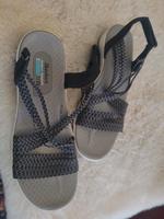 Skechers Sandalen 41 oder 10 Nordrhein-Westfalen - Neuss Vorschau