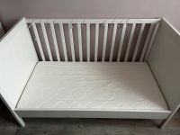 *Top* IKEA Sundvik Babybett Gitterbett Kinderbett mit Matratze Nordrhein-Westfalen - Velbert Vorschau