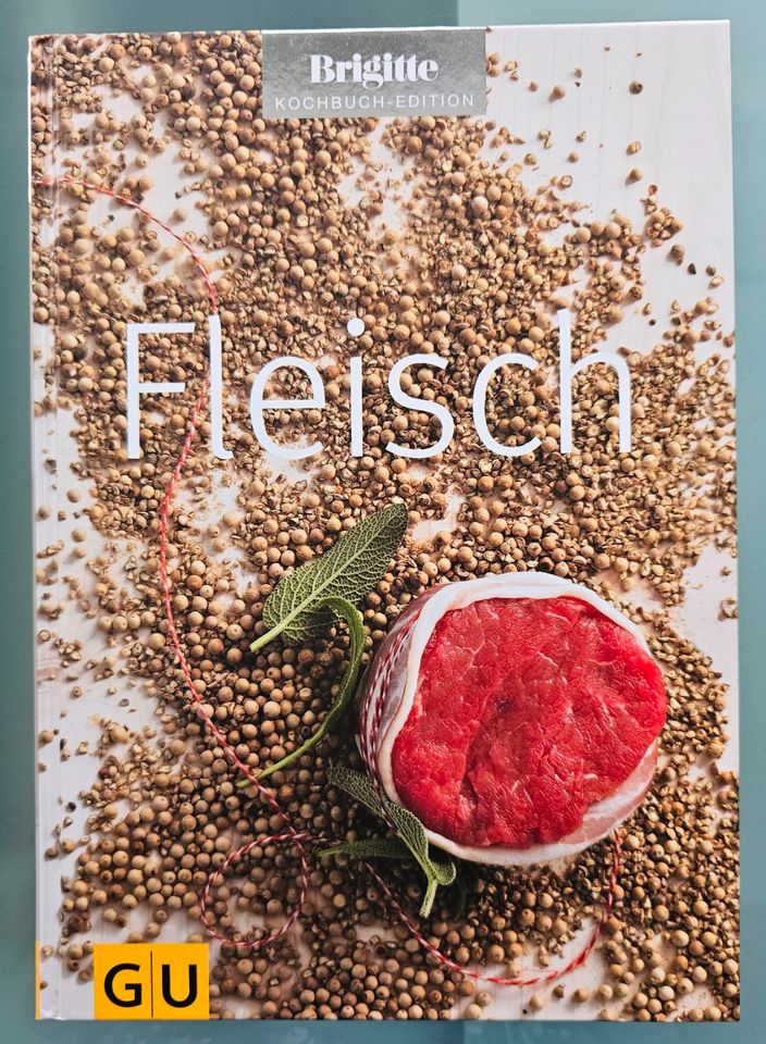 11 Bücher Kochbücher Rezepte Ernährung Diät Fitness Gesundheit in Erkrath