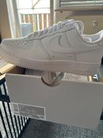 Nagelneue Airforce 1 Bayern - Kulmbach Vorschau