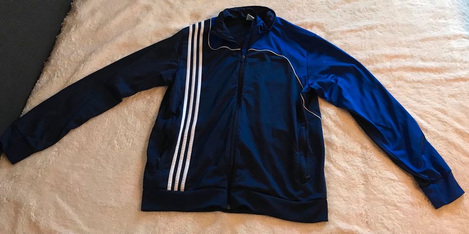 Adidas Herren trainingsjacke Größe L *neu* in Neichen