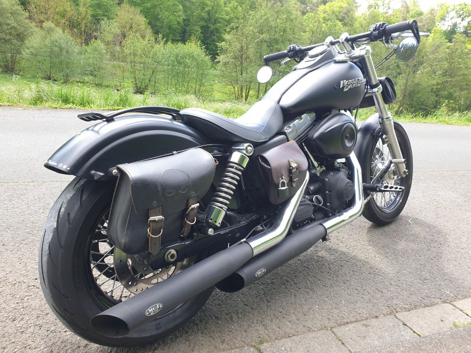 Harley Davidson Dyna Street Bob FXDB TÜV NEU in Selters