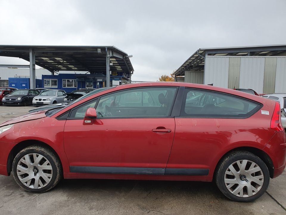 Schlachtfest! Citroen C4 Coupe 1,6l HDI 80KW 109 PS Bj. 06/08 in Hünxe