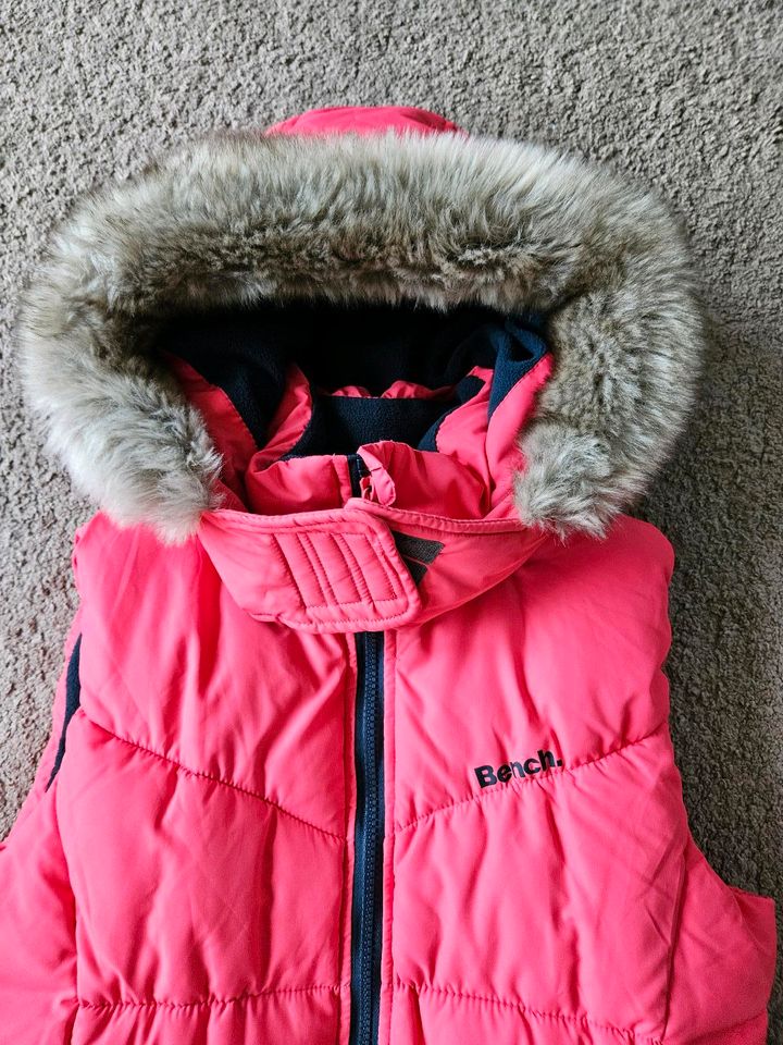 wneu Snowyowl Steppweste ärmellose Jacke Weste Bench 164 rot H&M in Mülheim (Ruhr)