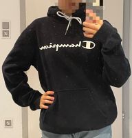 Dunkelblauer Champions Pullover in Größe M Düsseldorf - Derendorf Vorschau