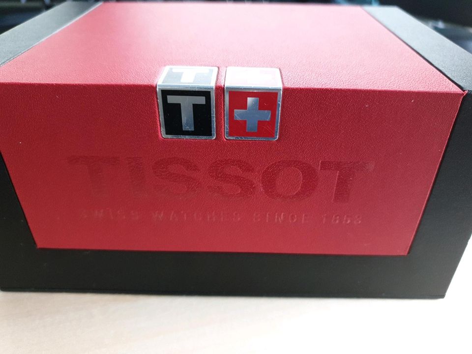 Tissot klassische Damenuhr. Neu!!! in Wentorf