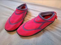 MAUI Neoprenschuhe/Strandschuhe Größe 39 Hessen - Groß-Gerau Vorschau