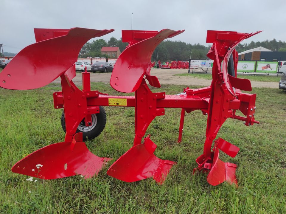 Drehpflug 2, 3, 4, 5 Schar, Vordrehpflug in Neuhardenberg