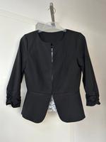 Blazer / Größe XS / Vila Nordrhein-Westfalen - Lippstadt Vorschau