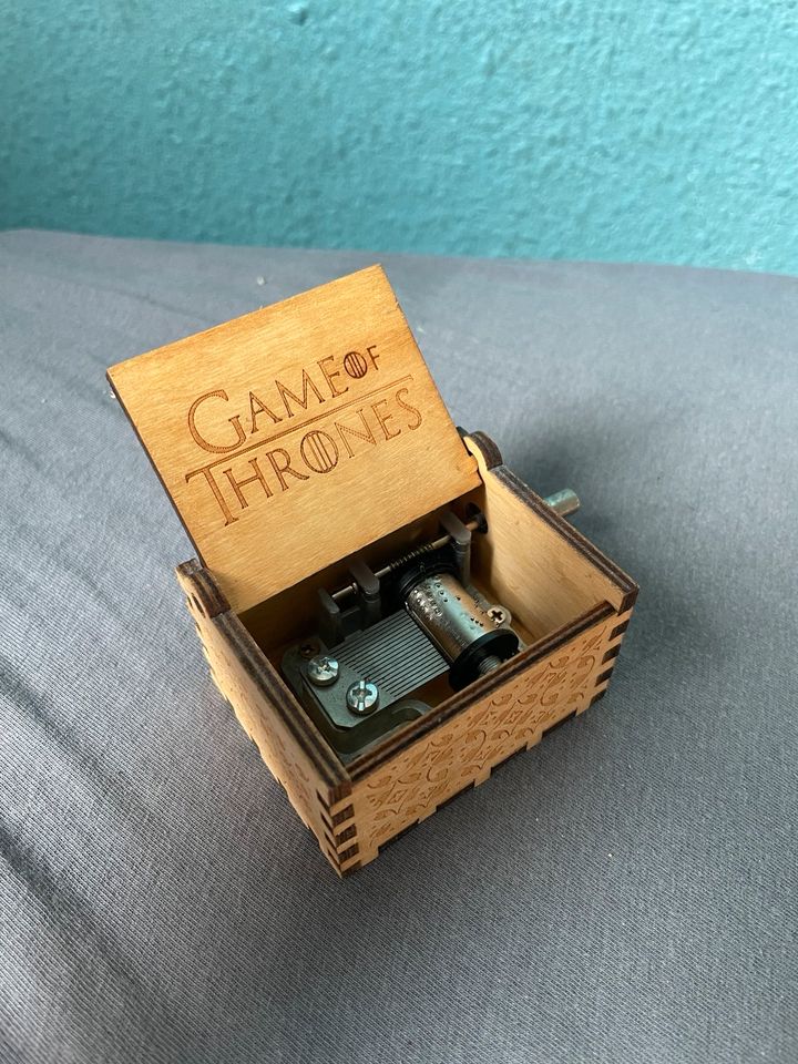 Game Of Thrones Musikbox (Maintheme) in Berlin