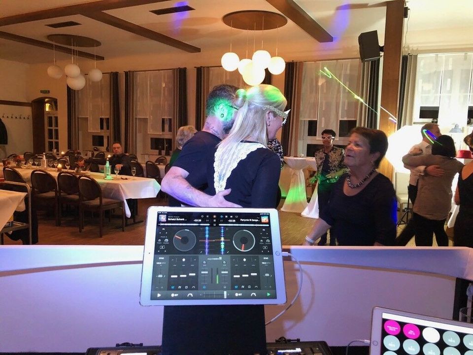 ‼️Hochzeit DJ l Event DJ l Wedding DJ  l Geburtstag  DJ‼️ in Bad Endbach