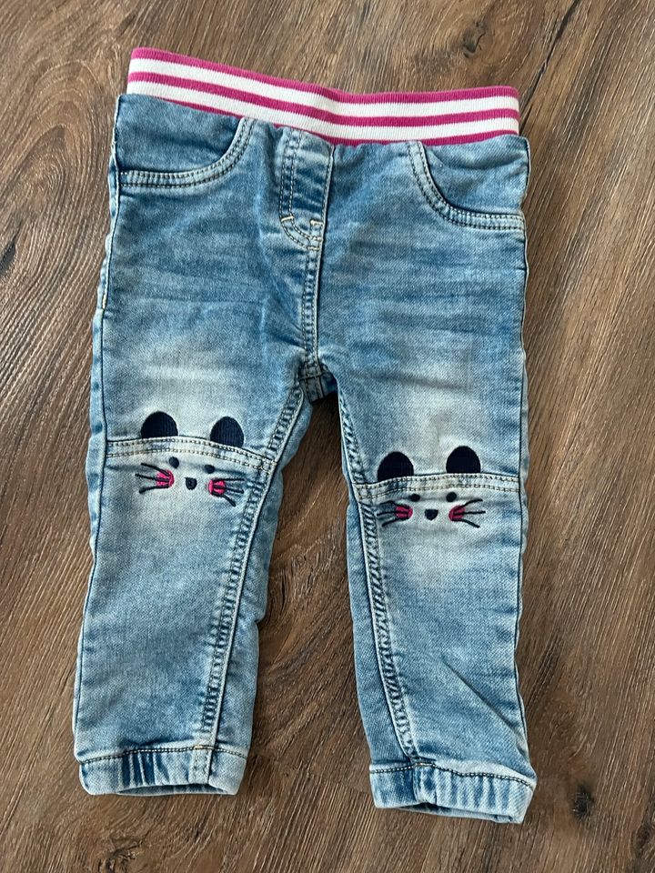 Süße helle Jeans Gr. 86 von Topomini mit Mäuseknie in Buchloe