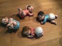 Miniskulpturen Babies des Künstlers A. Lucchesi 4 Stück Köln - Rath-Heumar Vorschau