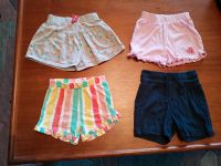 4 Mädchen Shorts/kurze Hosen, Gr. 86, bunt, rosa, dunkelblau Baden-Württemberg - Mosbach Vorschau