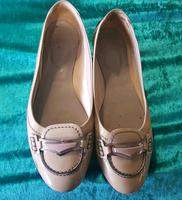 Tod's damen Loafer gr.39 beige,Lackleder West - Höchst Vorschau
