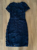 Kleid festlich von Dorothy Perkins dunkelblau Größe 38 Nordrhein-Westfalen - Remscheid Vorschau