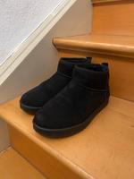 UGG, Größe 38 Saarland - Völklingen Vorschau