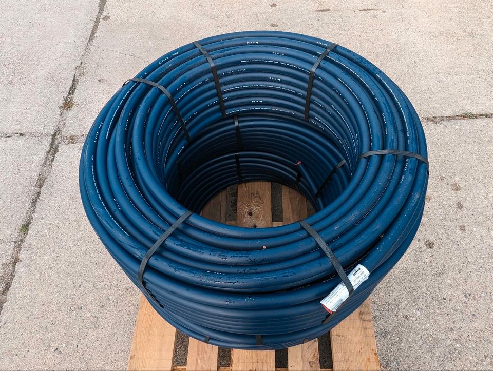 Trinkwasser PE Rohr 25 x 2,3 mm ➖ 50 m Rolle ➖ 3/4 Zoll ➖ PE-100 RC Druckrohr PN 16 bar DVGW Wasserleitung Wasserrohr Blau 3/4" Trinkwasserrohr Trinkwasserleitung Rohr Leitung SDR 11 in Leipzig