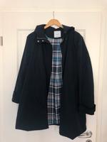 Windbreaker Mantel/ Jacke/ Parka von Mango in Marineblau Leipzig - Volkmarsdorf Vorschau