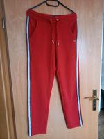 Tolle Bench Jogginghose, Loungewear, Gr. 40/42, NEU Nordrhein-Westfalen - Delbrück Vorschau