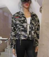 H&M divided Jacke utility camouflage grau crop 36-38 Nordrhein-Westfalen - Dinslaken Vorschau