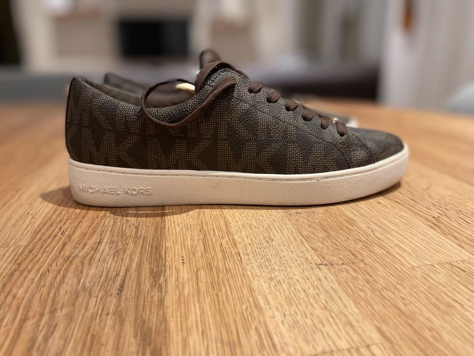 Michael Kors Sneakers in braun. Größe 39. Top Zustand in Werne