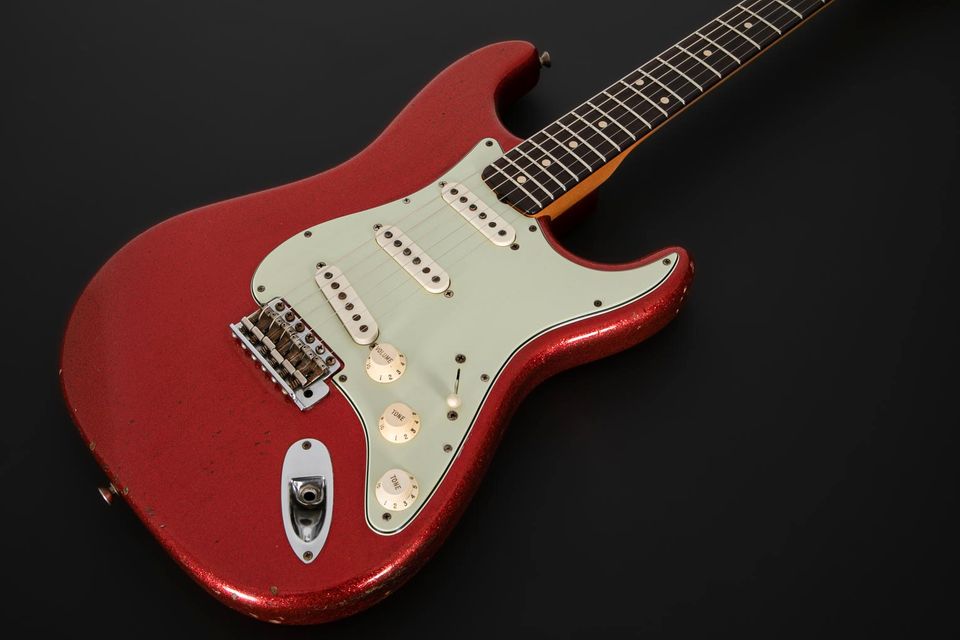 2011 Fender Custom Shop 1960 Stratocaster Relic Red Sparkle in Paderborn