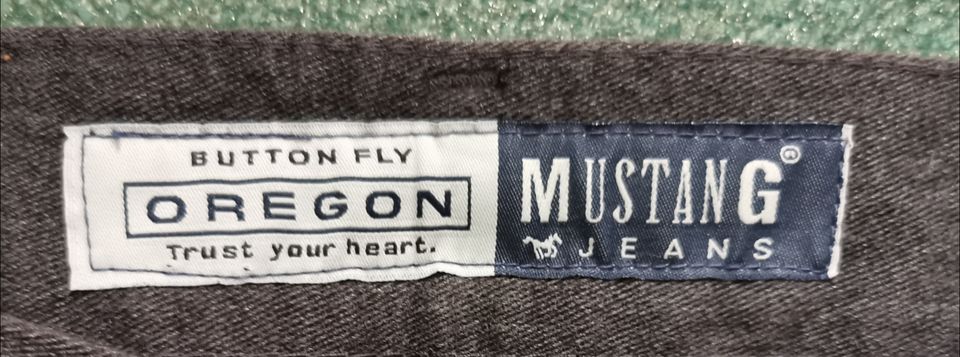 neue Mustang-Jeans, Gr. 26/30, dunkelgrau, Maße im Text in Zühlen (b Neuruppin)