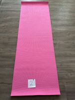 Yogamatte pink sehr gut erhalten Yoga Matte Gymnastik Hessen - Heusenstamm Vorschau