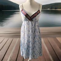 NEU H&M LOGG Kleid Blumenmuster Gr 40 Bordüre Modal Bayern - Freising Vorschau