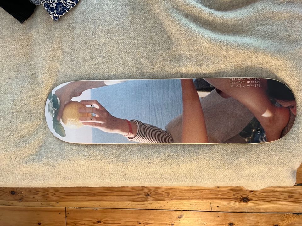 Isle Skateboard Deck Sylvain Tognelli 8.0 in Berlin