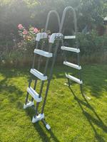 Poolleiter bis 107 cm INTEX Sachsen-Anhalt - Magdeburg Vorschau