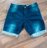 Kurze Hose Herren Shorts Größe L neuwertig Nordrhein-Westfalen - Kall Vorschau