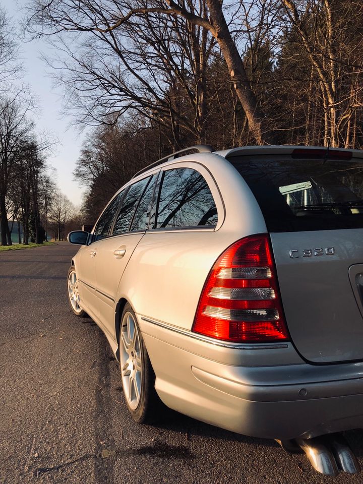 C Klasse 320 CDI AMG Sport+ 7G Service neu Kombi W203 in Günzburg