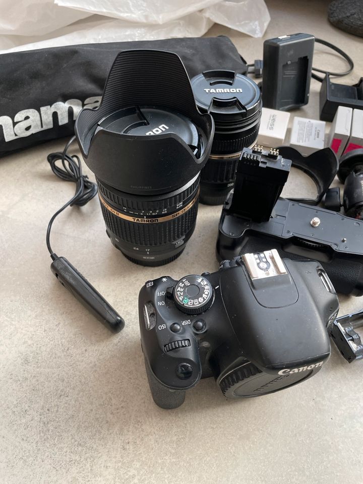 Kamera Canon 600D Equipment mit diversen Zubehörteilen in Berlin