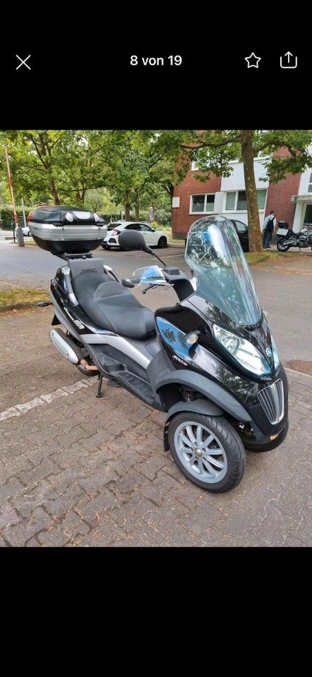 Piaggio MP3 300 lt in Berlin