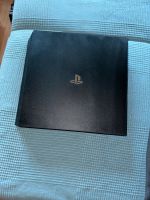 PlayStation 4 mit 2 Controllern Nordrhein-Westfalen - Inden Vorschau